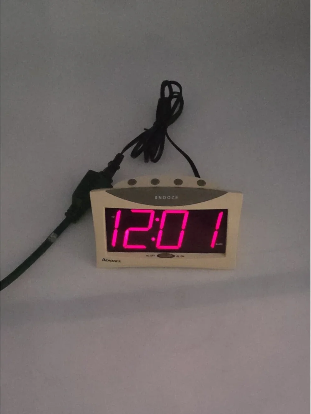 Advance White Digital Y2K Alarm Clock 80s 90s Large Red LED Tested Working 4023